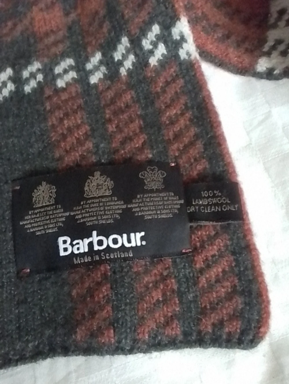 Barbour Classic 100% Lambswool Wool Houndstooth Tartan Plaid Check Scarf